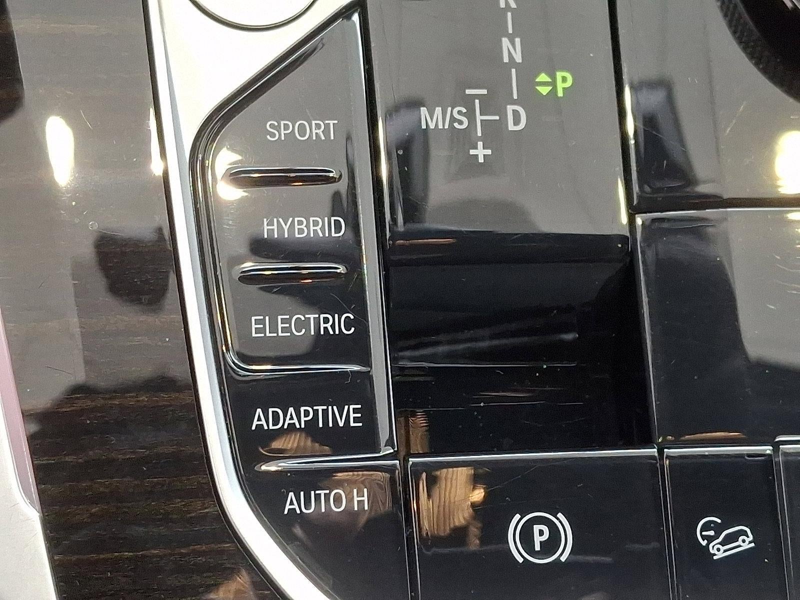 2023 BMW X5 xDrive45e Plug-In Hybrid