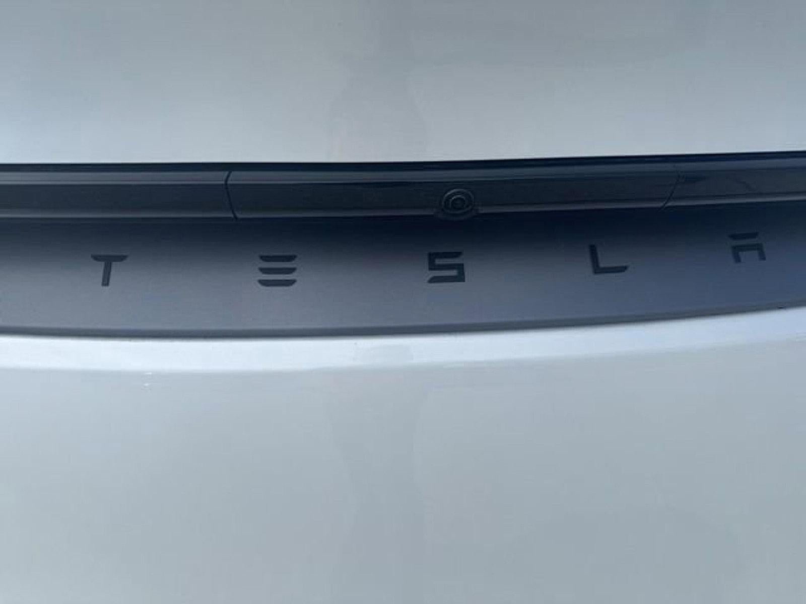 2026 Tesla Model Y Premium RWD