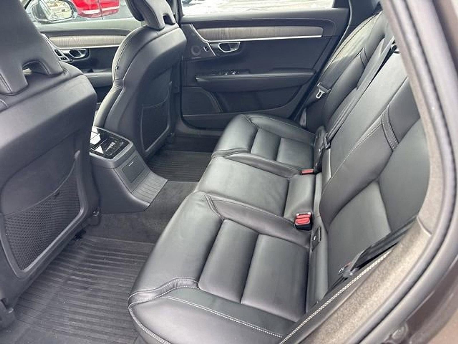 2022 Volvo S90 Recharge Plug-In Hybrid T8 eAWD PHEV R-Design Extended Range