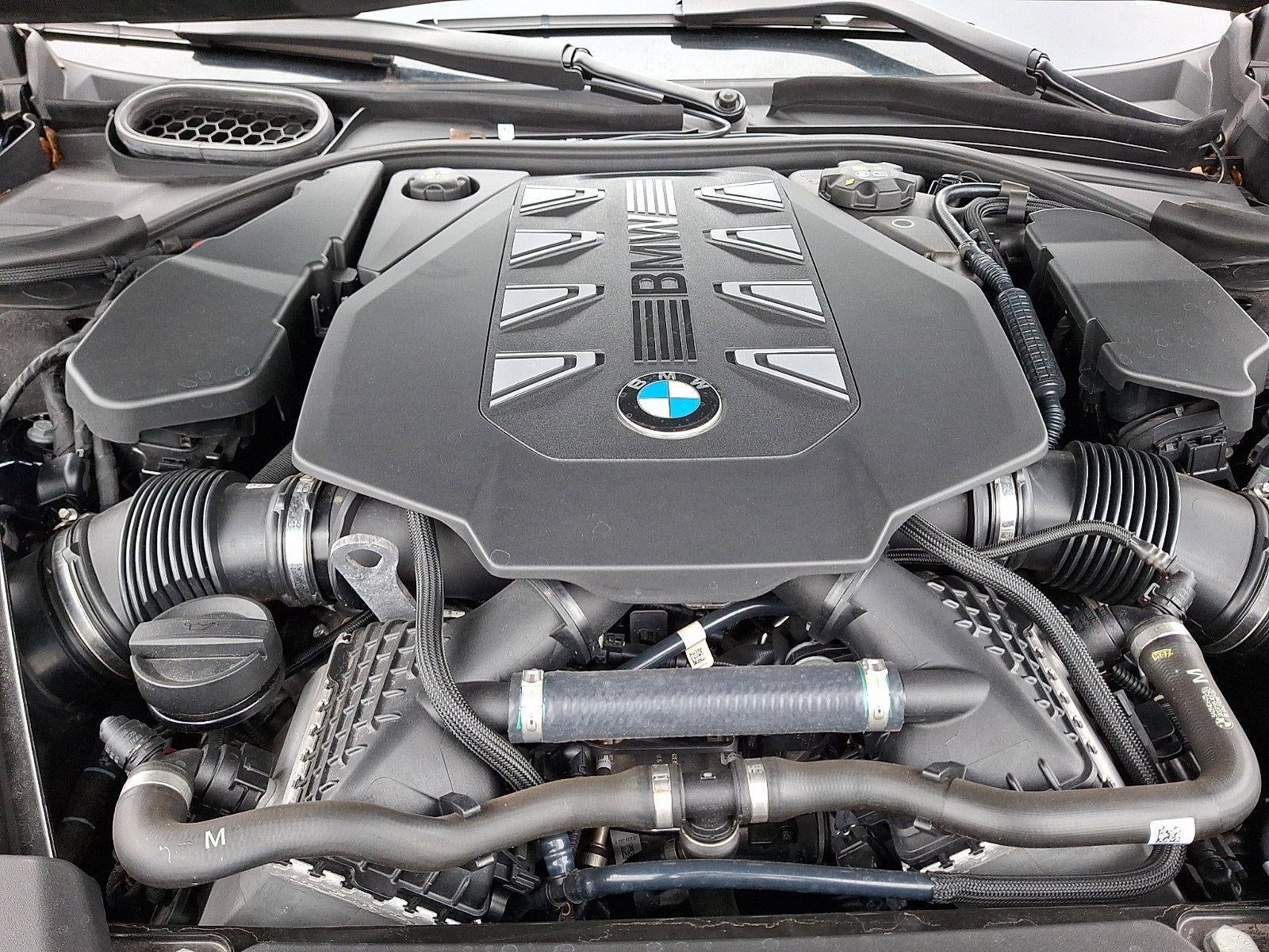 2023 BMW 760i xDrive Sedan