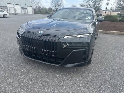 2023 BMW 760i xDrive Sedan