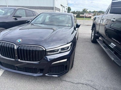 2022 BMW 750i xDrive Sedan