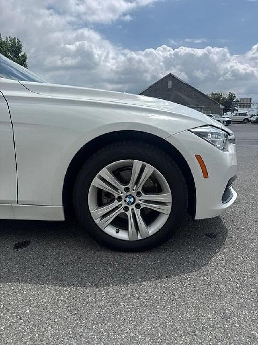 2018 BMW 330i xDrive Sedan