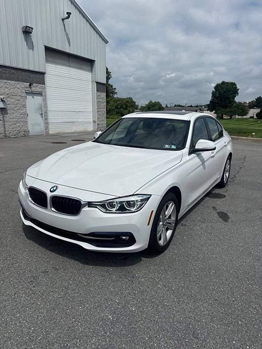 2018 BMW 330i xDrive Sedan