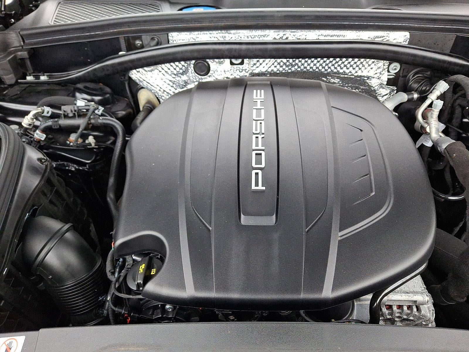 2021 Porsche Macan AWD