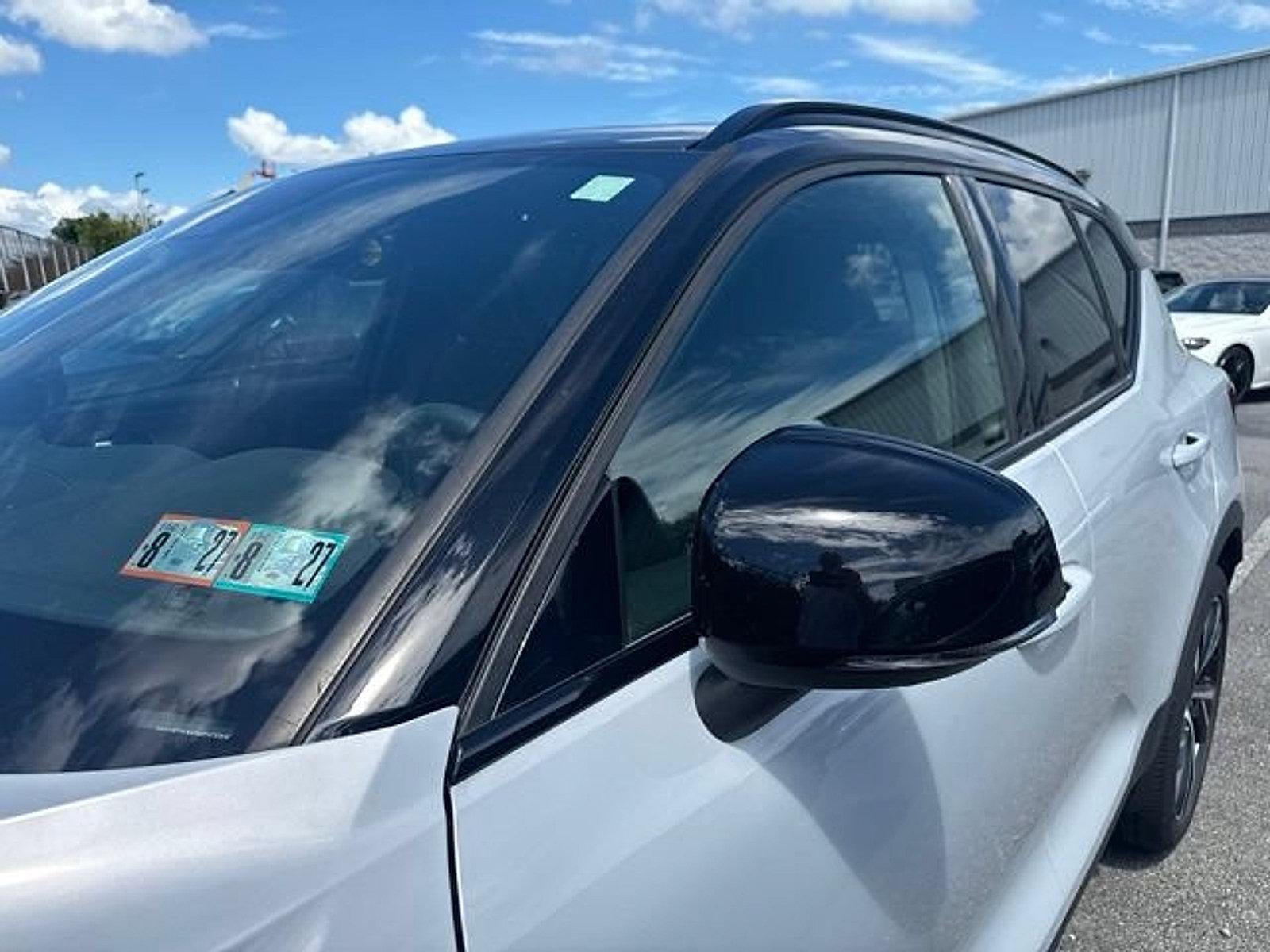 2021 Volvo XC40 T5 AWD R-Design