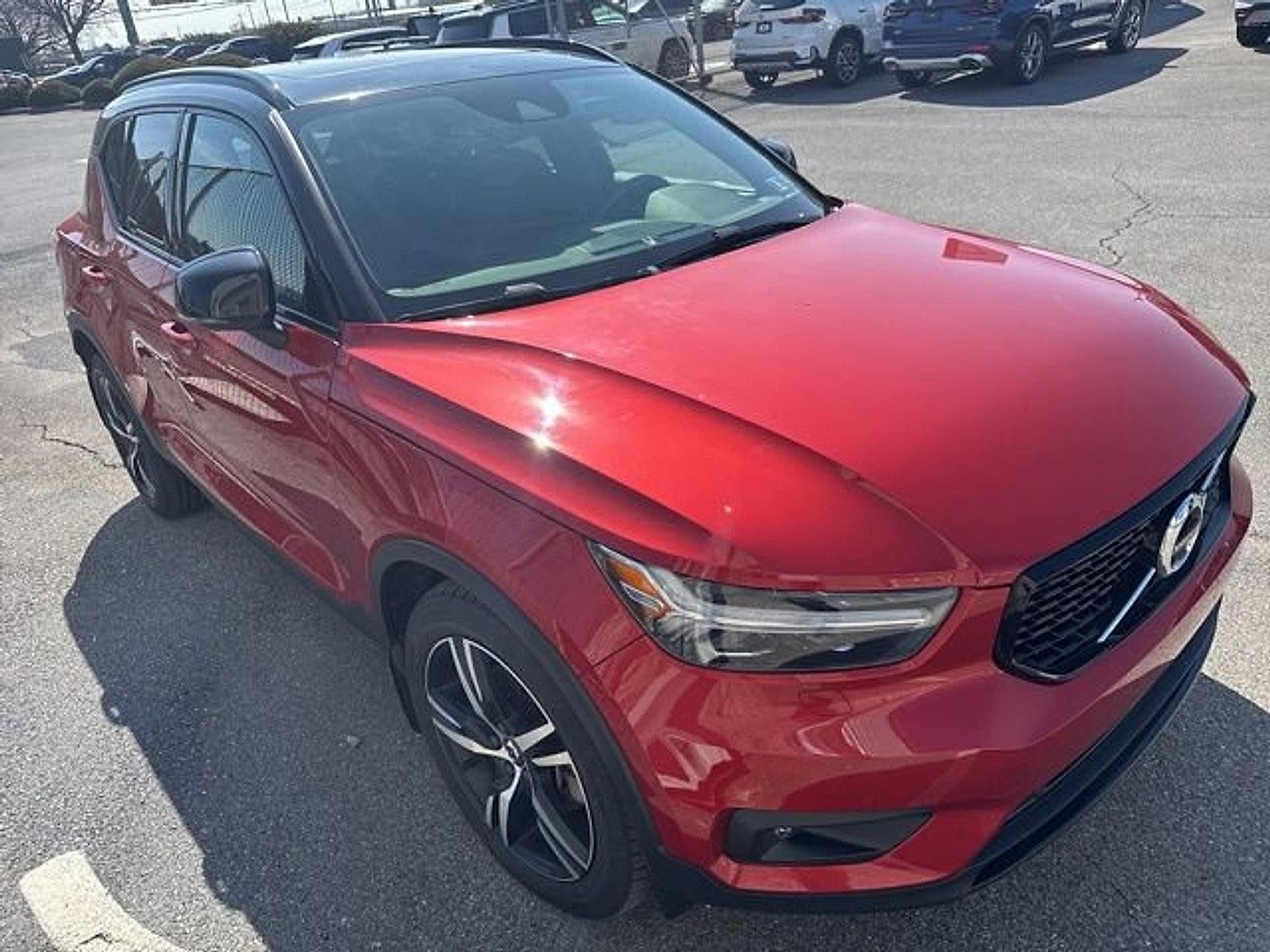 2021 Volvo XC40 T5 AWD R-Design