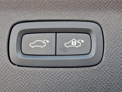 2022 Volvo XC90 T6 AWD Inscription 6P