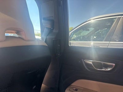2019 Volvo XC60 T6 AWD Momentum