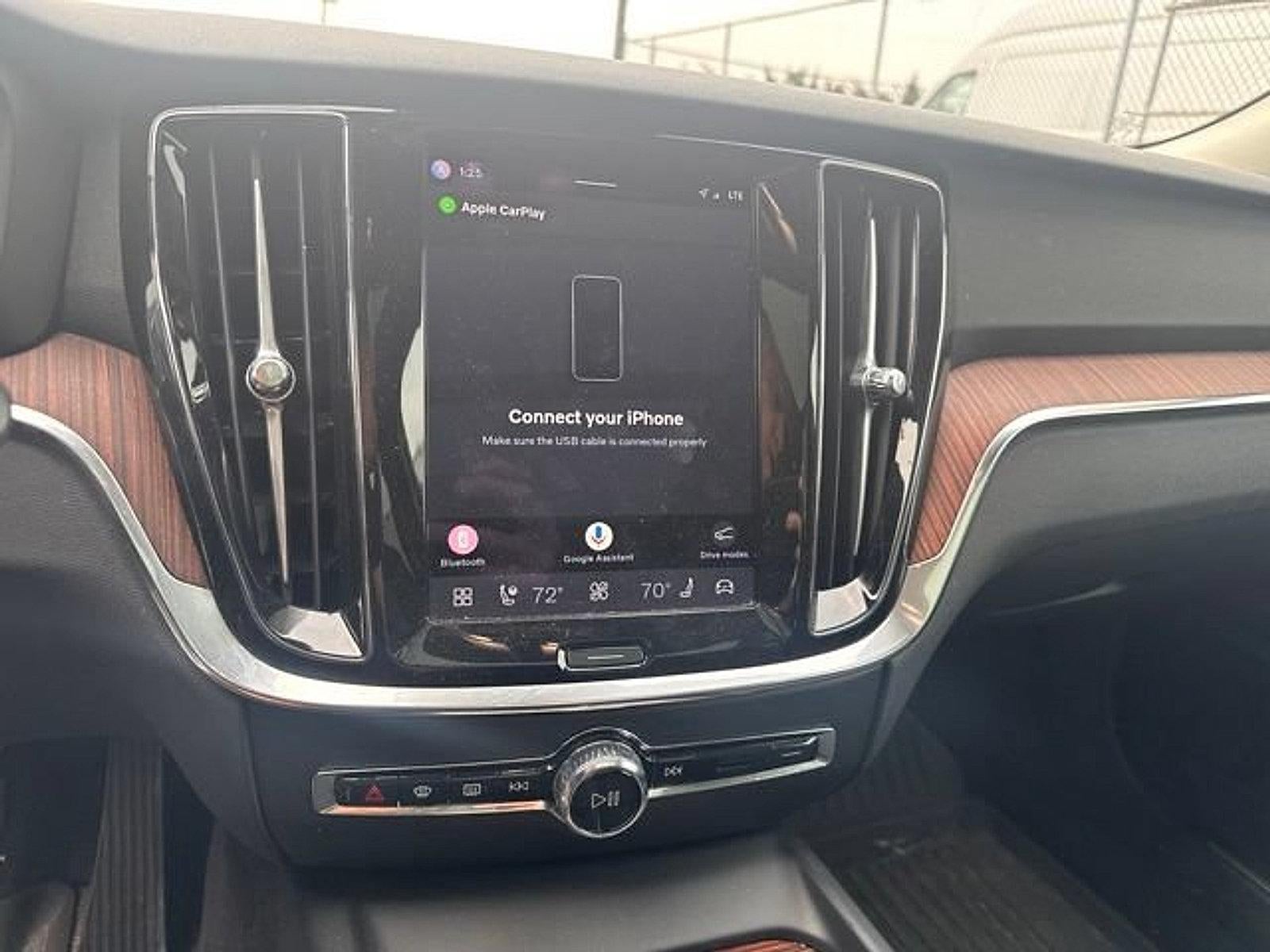 2024 Volvo V60 Cross Country B5 AWD Plus