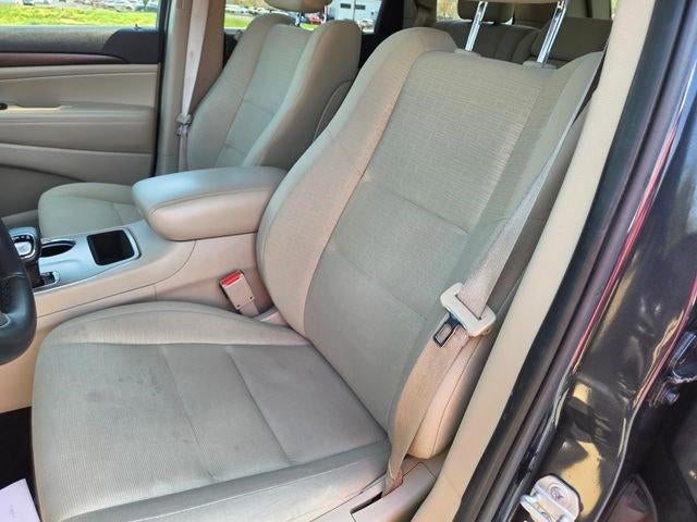 2014 Jeep Grand Cherokee 4WD 4dr Laredo