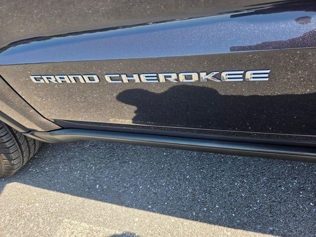 2014 Jeep Grand Cherokee 4WD 4dr Laredo