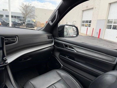 2022 Jeep Wagoneer Series III Carbide 4x4