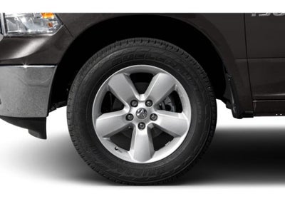 2014 RAM 1500 4WD Crew Cab 5.7 Ft Box Big Horn