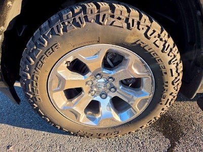 2019 RAM 1500 Big Horn/Lone Star 4x4 Crew Cab 6'4" Box