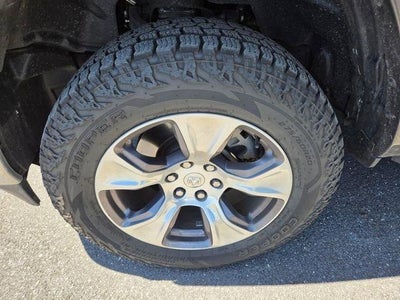 2019 RAM 1500 Laramie 4x4 Crew Cab 5'7" Box