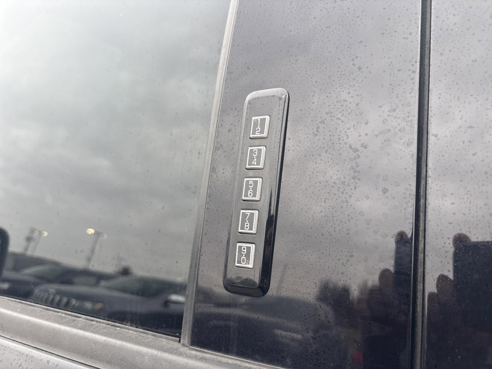 2021 Ford F-150 LARIAT 4WD SuperCrew 5.5' Box