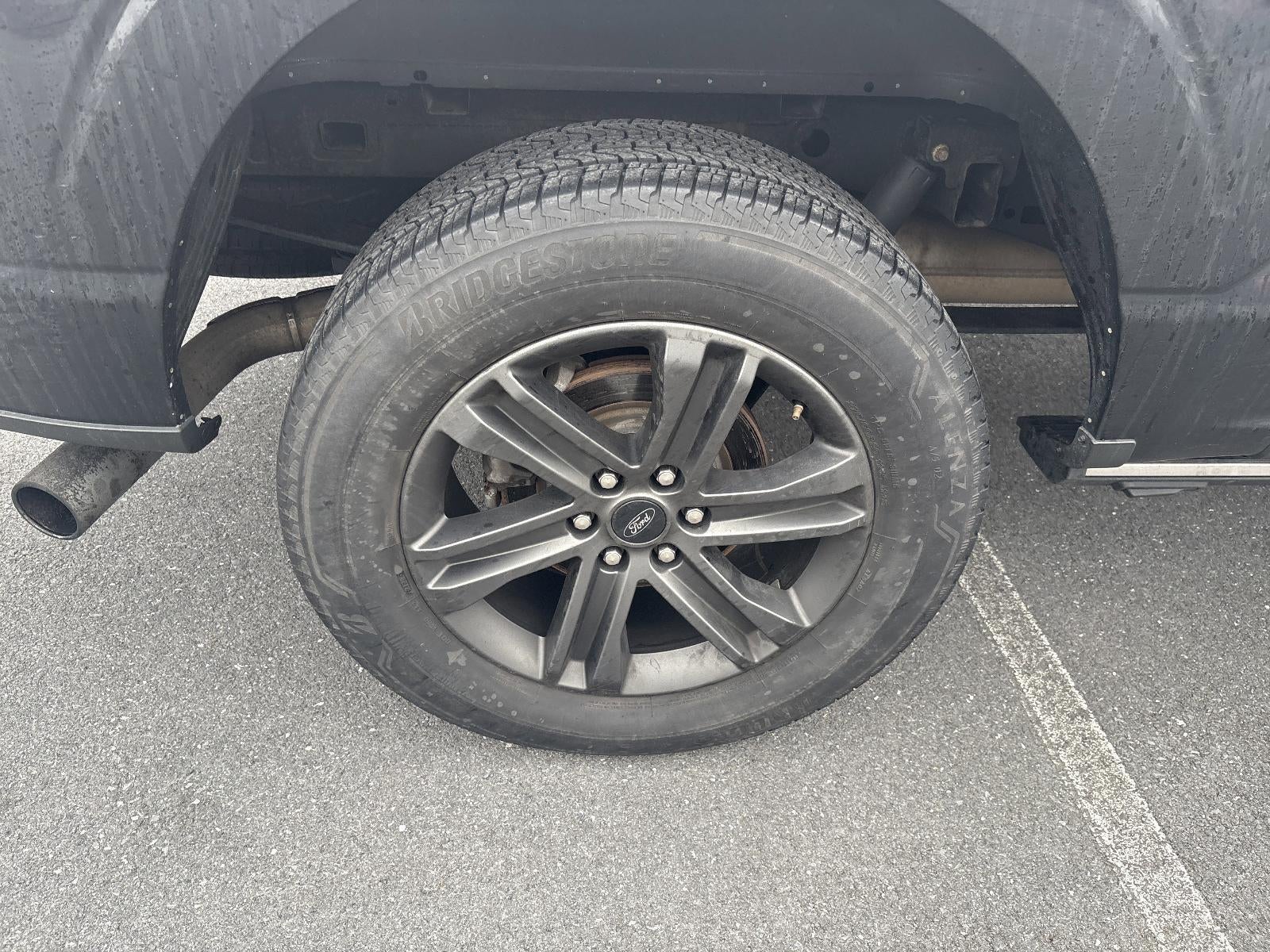 2021 Ford F-150 LARIAT 4WD SuperCrew 5.5' Box