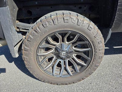 2015 Chevrolet Silverado 2500HD Built After Aug 14 Crew Cab Standard Box 4-Wheel Drive High Country