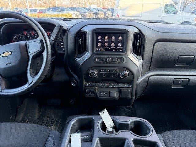 2024 Chevrolet Silverado 2500 HD Crew Cab Standard Box 4-Wheel Drive Custom