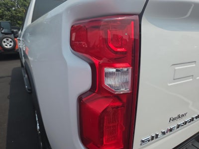 2021 Chevrolet Silverado 2500 HD Crew Cab Standard Box 4-Wheel Drive High Country