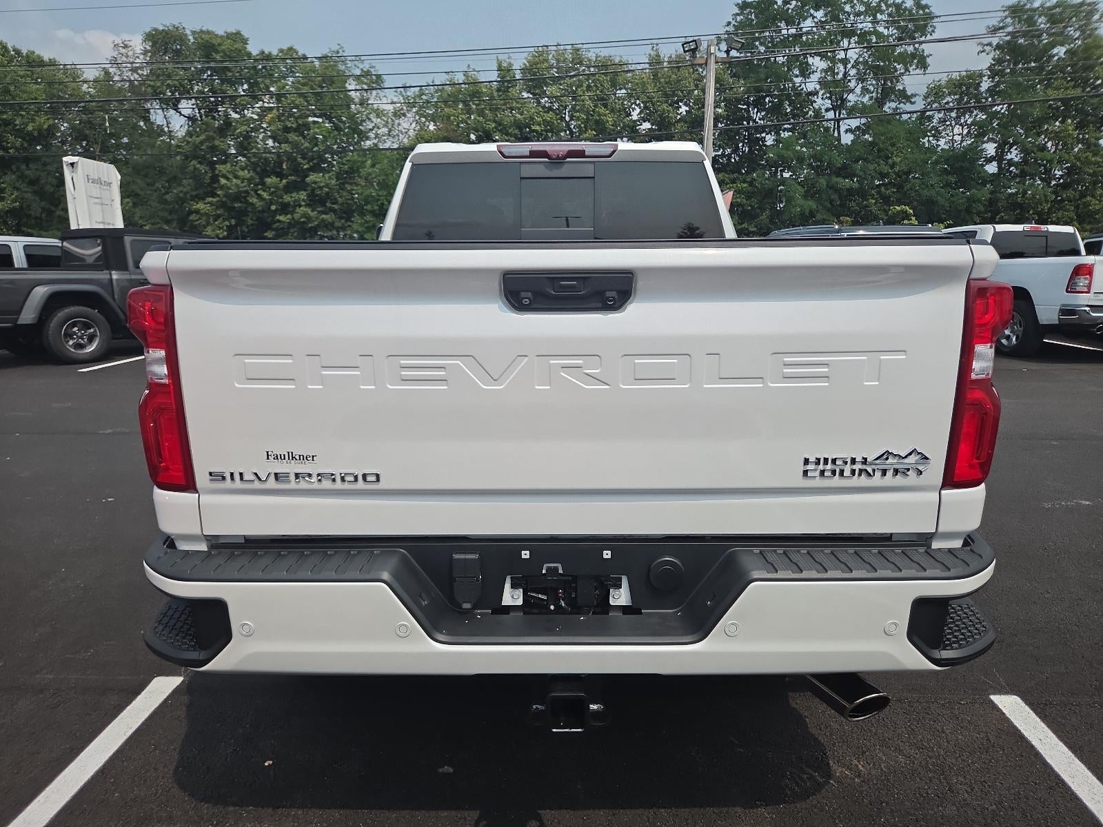 2021 Chevrolet Silverado 2500 HD Crew Cab Standard Box 4-Wheel Drive High Country