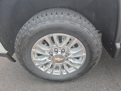2021 Chevrolet Silverado 2500 HD Crew Cab Standard Box 4-Wheel Drive High Country