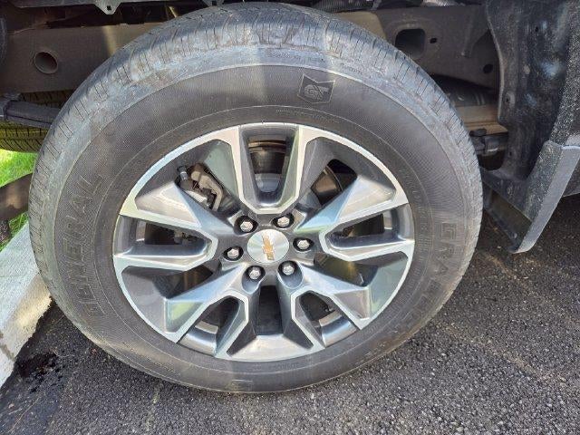 2025 Chevrolet Silverado 1500 Double Cab Standard Box 4-Wheel Drive LT 1LT