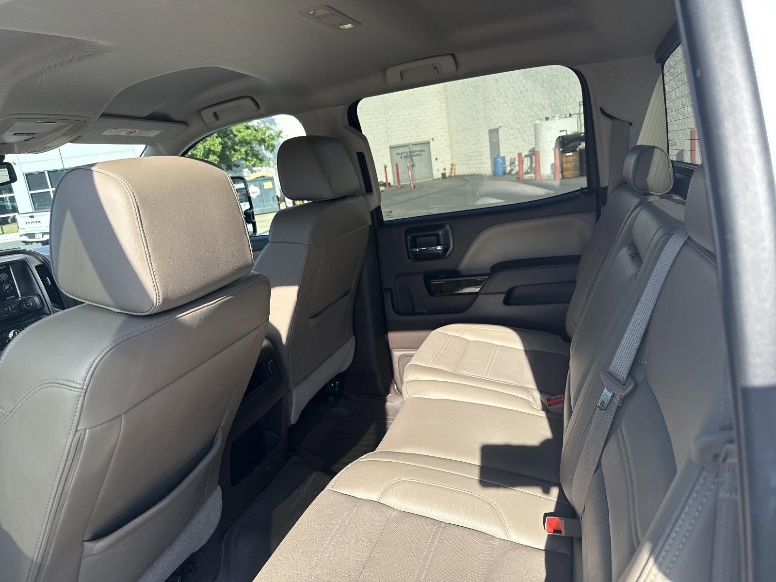 2016 GMC Sierra 2500 HD Crew Cab Standard Box 4-Wheel Drive Denali