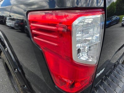 2019 Nissan Titan 4x4 Crew Cab SL