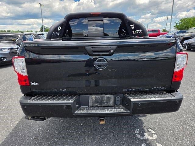 2019 Nissan Titan 4x4 Crew Cab SL