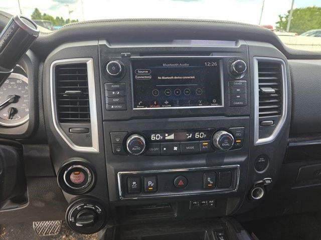 2019 Nissan Titan 4x4 Crew Cab SL
