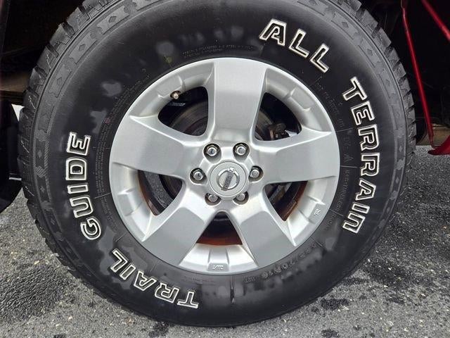 2012 Nissan Frontier 4WD King Cab Auto SV