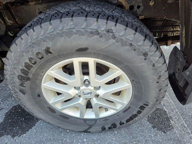 2017 Nissan Frontier 2017.5 Crew Cab 4x4 SV V6 Auto