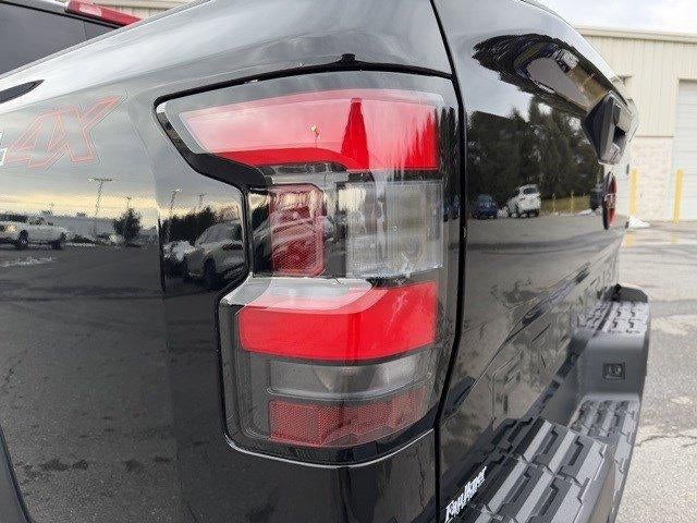 2024 Nissan Frontier Crew Cab 4x4 PRO-4X