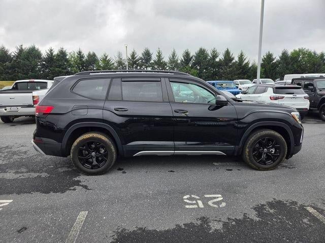 2024 Volkswagen Atlas 2.0T Peak Edition SE w/Technology 4MOTION