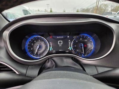 2025 Chrysler Pacifica Select FWD