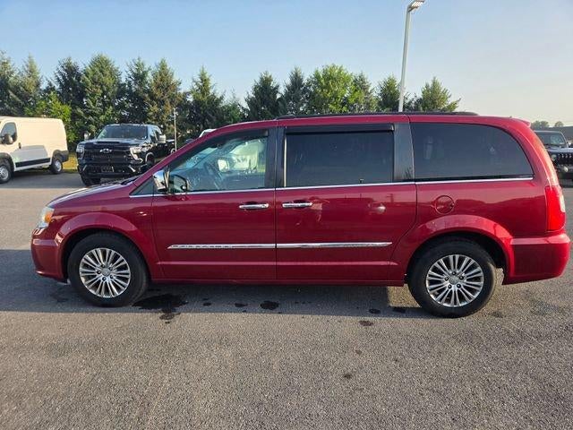 2014 Chrysler Town & Country 4dr Wgn Touring-L