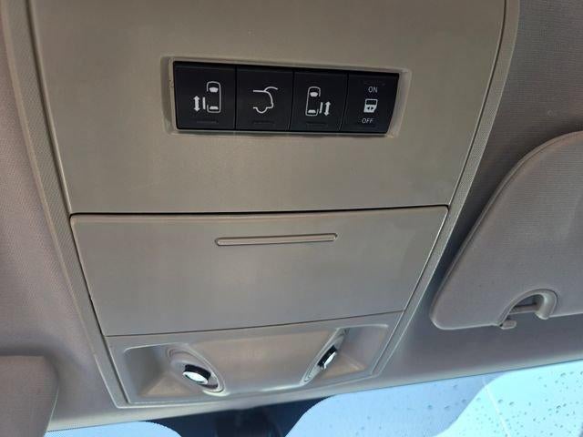 2014 Chrysler Town & Country 4dr Wgn Touring-L