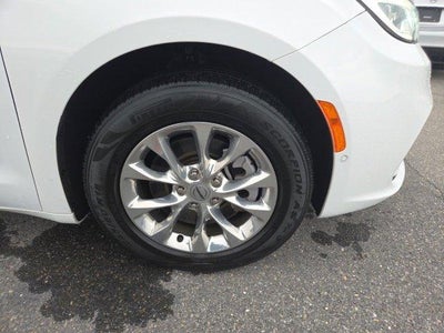 2022 Chrysler Pacifica Touring L AWD
