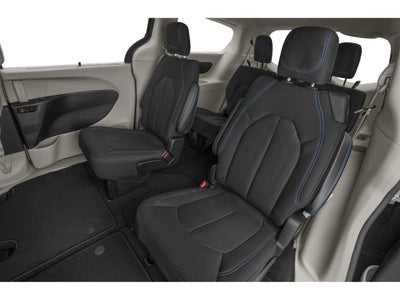 2022 Chrysler Pacifica Limited AWD