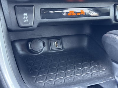 2024 Toyota RAV4 XLE FWD (GS)
