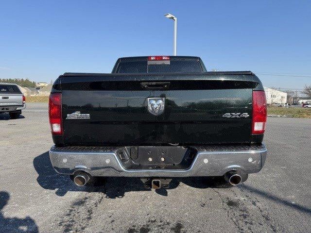 2016 RAM 1500 4WD Crew Cab 5.7 Ft Box Big Horn