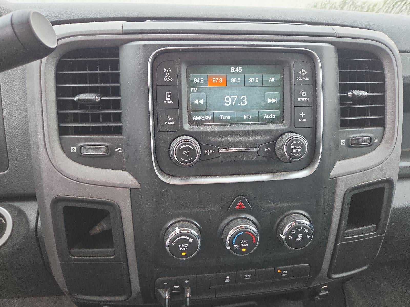 2015 RAM 2500 4WD Crew Cab 6.4 Ft Box Tradesman