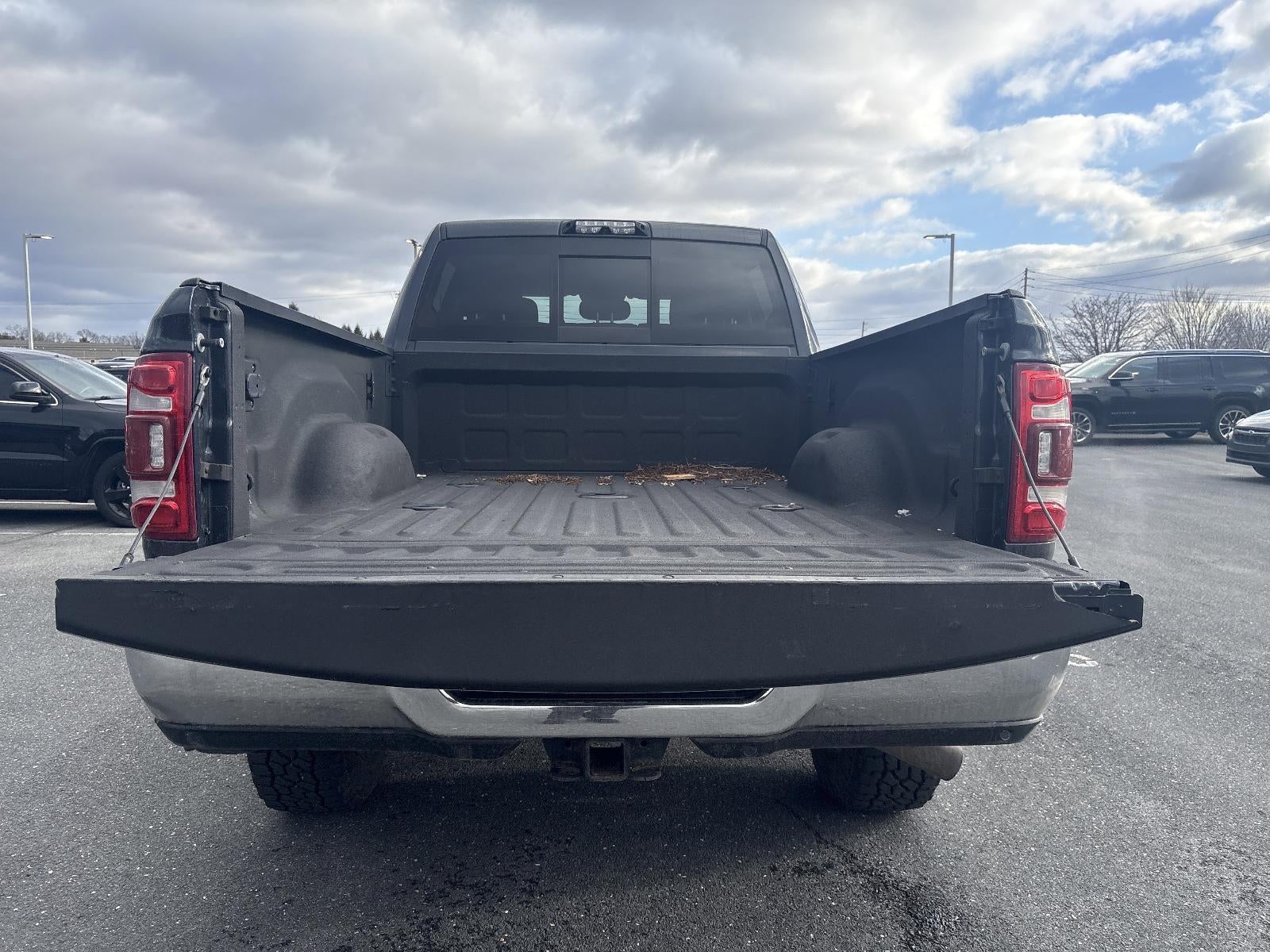 2020 RAM 2500 Big Horn 4x4 Crew Cab 6'4" Box