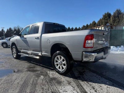 2022 RAM 2500 Big Horn 4x4 Crew Cab 6'4" Box