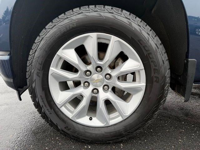 2020 Chevrolet Silverado 1500 Crew Cab Short Box 4-Wheel Drive Custom