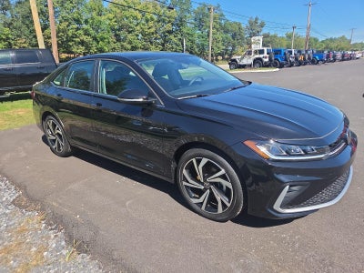 2025 Volkswagen Jetta SEL Auto
