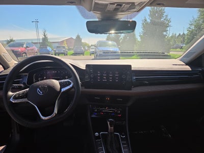 2025 Volkswagen Jetta SEL Auto