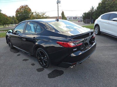 2025 Toyota Camry SE (SE)